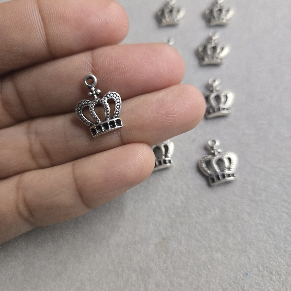Pewter crown charm